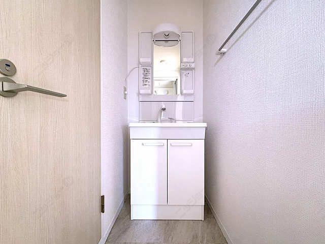 シャワー付洗面台