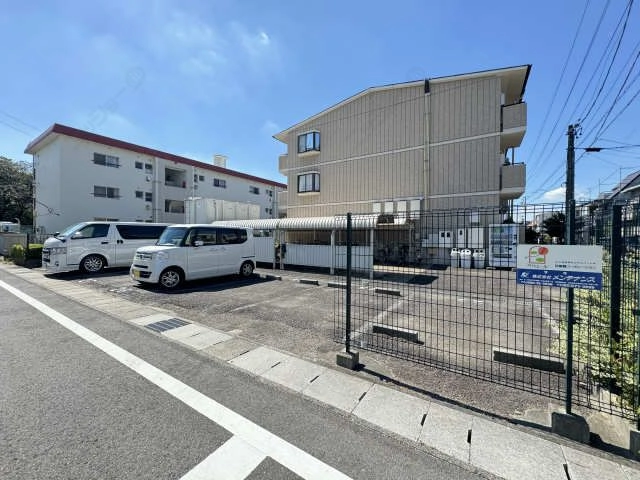 駐車場（東側）