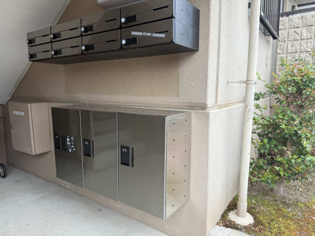 宅配ボックス
