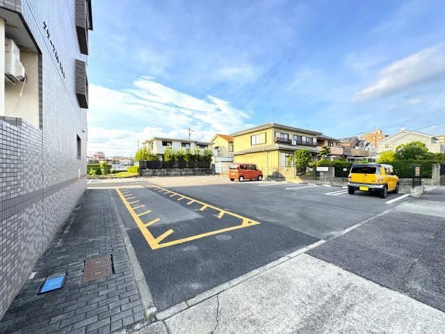 駐車場（東側）