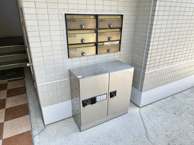 集合ポスト・宅配ボックス