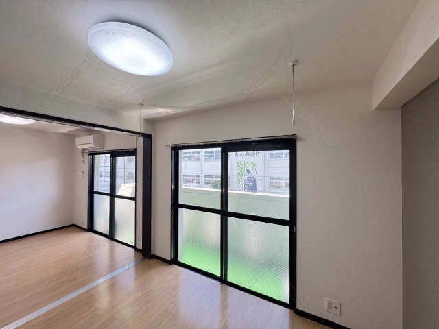 室内物干し（南洋室）