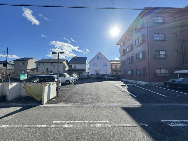 駐車場（東側）