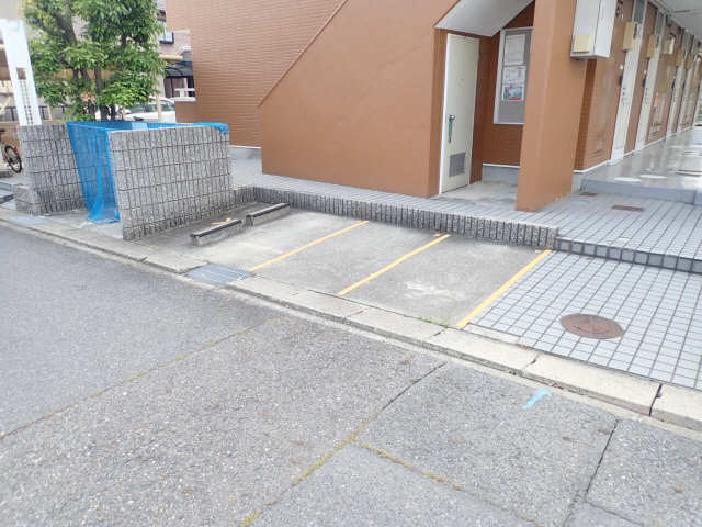 バイク用駐輪スペース