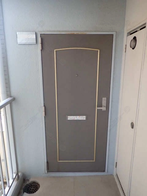 玄関扉