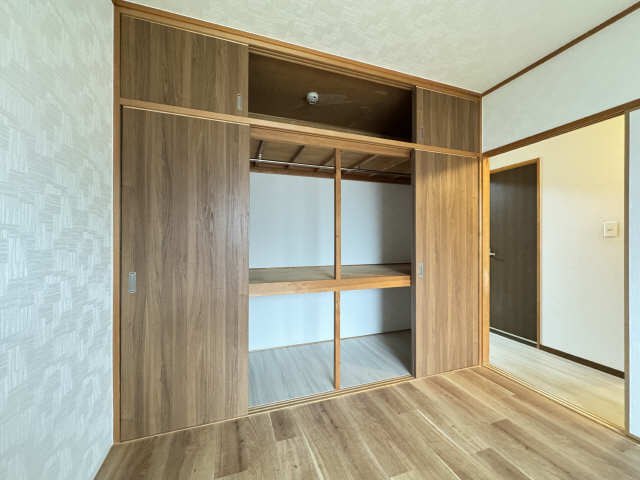 北洋室・収納