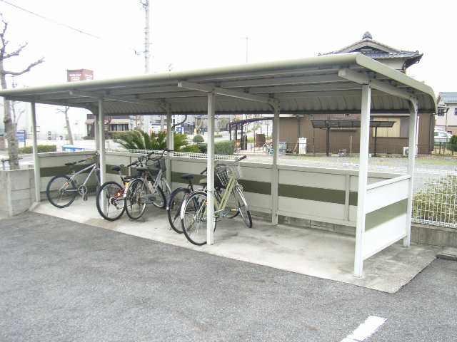 駐輪場（A101)