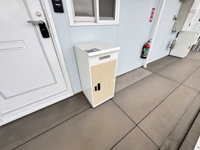 宅配ボックス