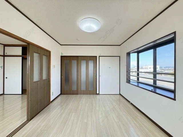 南洋室（東側）