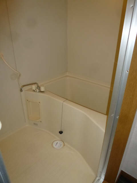 ドエル勝川 5階 浴室