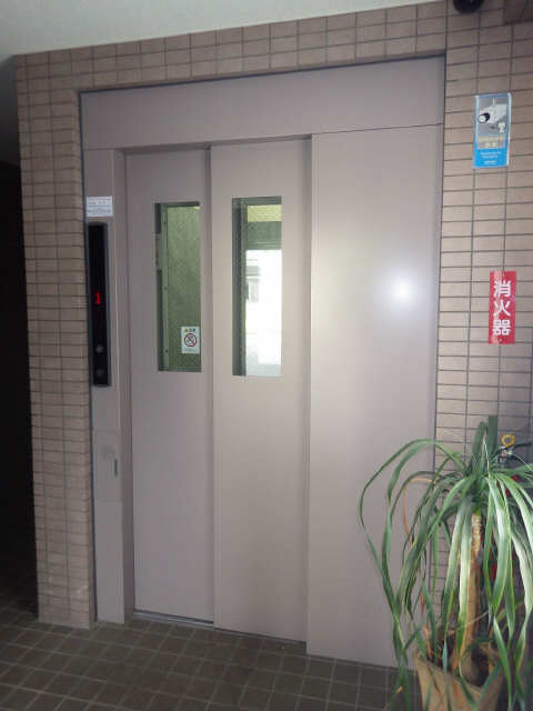 エレベーター