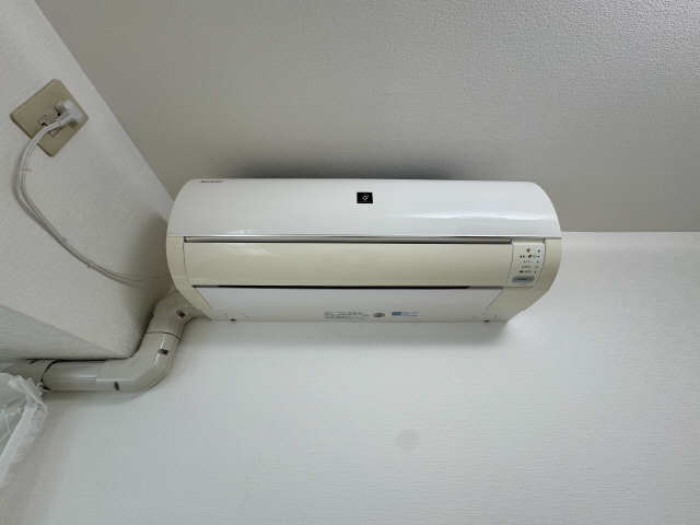 中洋室エアコン
