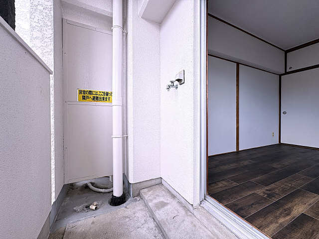 洗濯機置場（ベランダ）