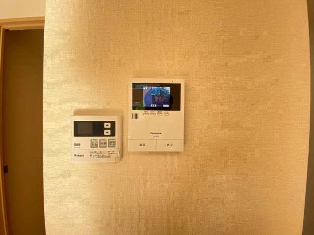 モニター付きインターホン
