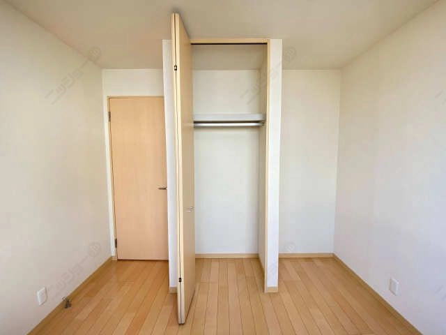 北洋室収納（東側）