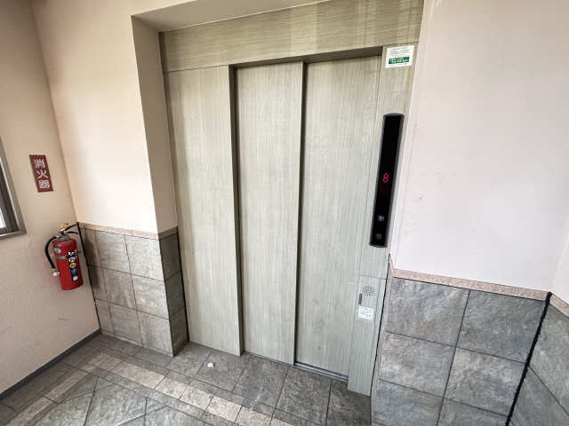 エレベーター