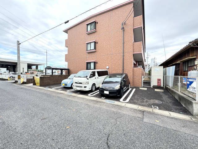 駐車場（西側）