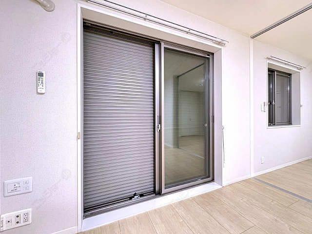 シャッター雨戸