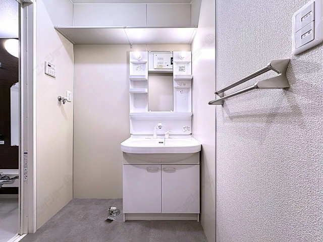 シャワー付洗面台