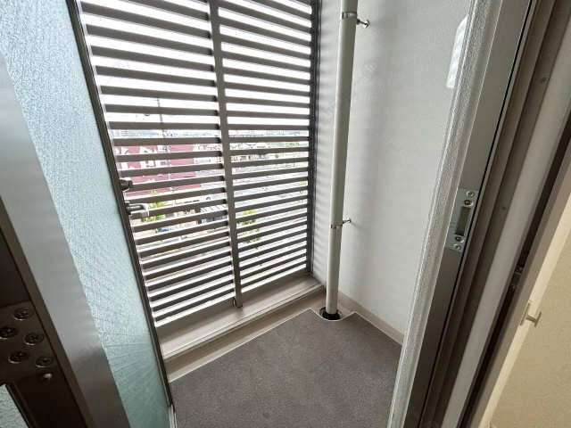 北側バルコニー