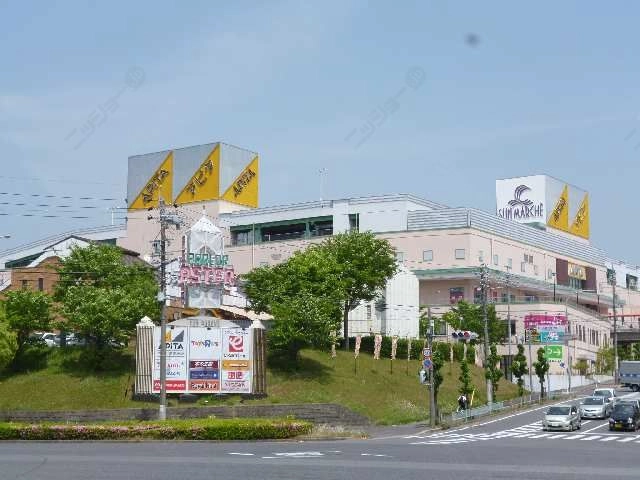 買物施設（車5分）