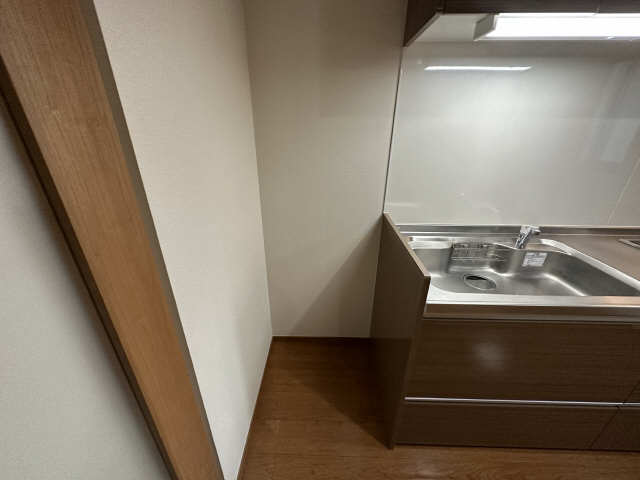 冷蔵庫置き場