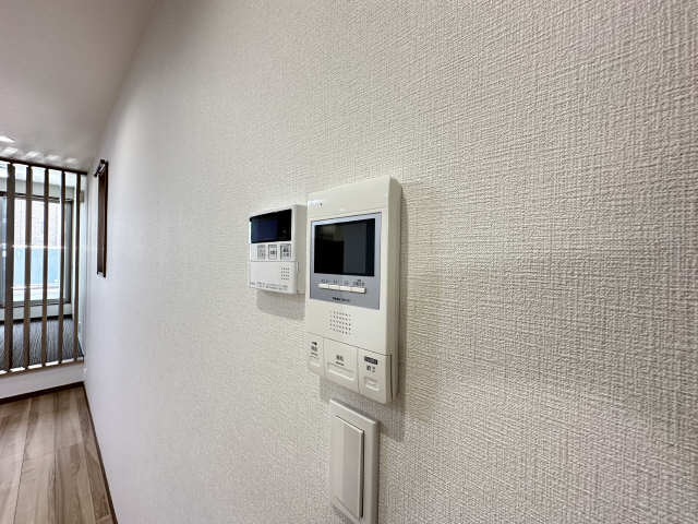 モニター付きインターホン