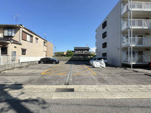 駐��車場（東側）