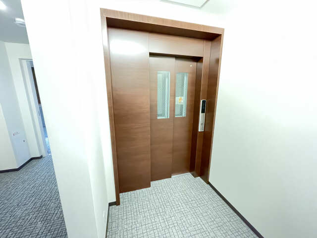 エレベーター