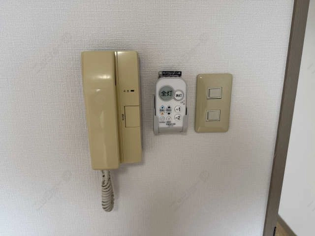 インターホン