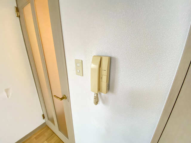 インターホン