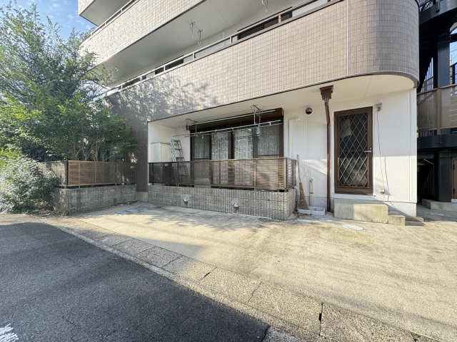 駐車場（西側）