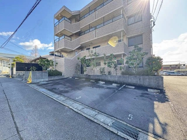 駐車場（北側）