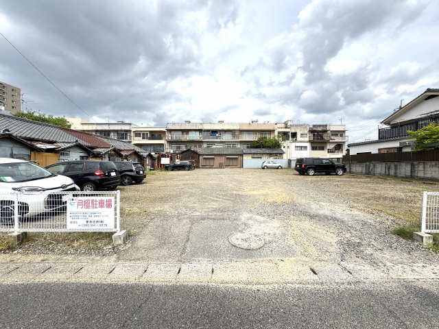 近隣月極駐車場（空要確認）