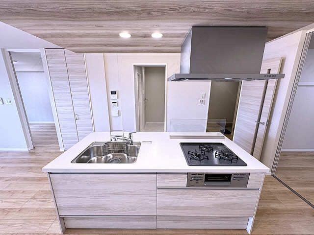 システムキッチン（３口ガス）