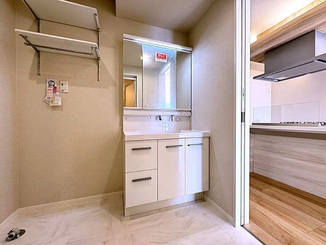 シャワー付洗面台