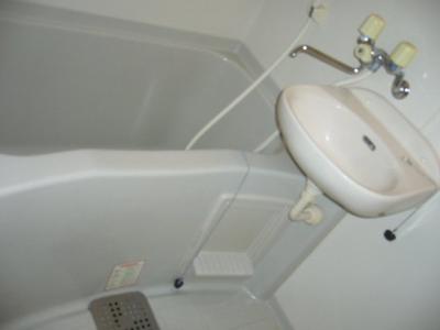 レオパレス気噴 2階 浴室