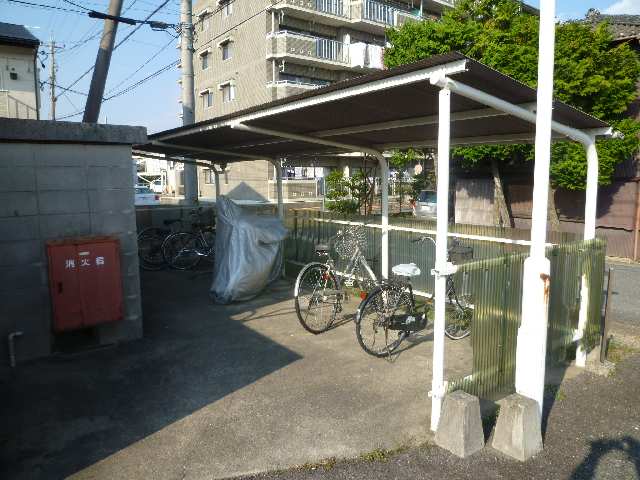 アトウレ上挙母Ａ棟 2階 自転車置場