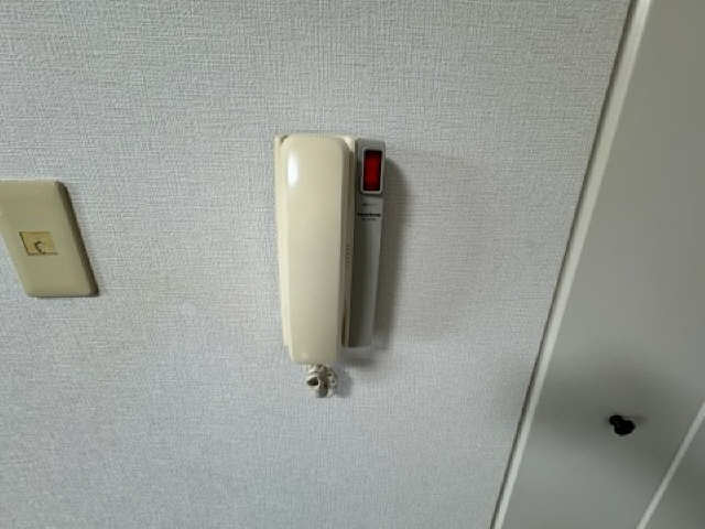 インターホン