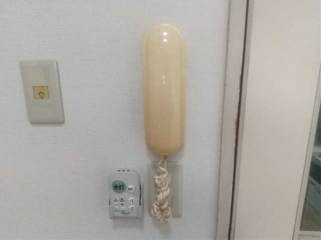 インターホン