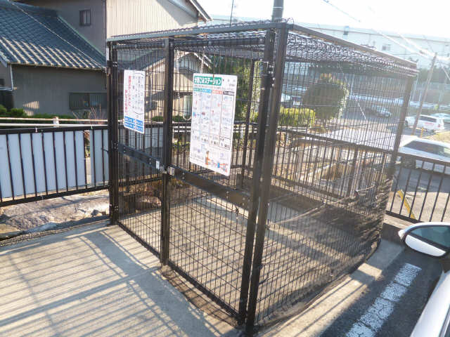ゴミ捨て場