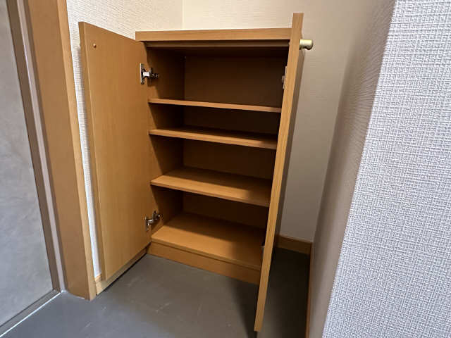 シューズボックス