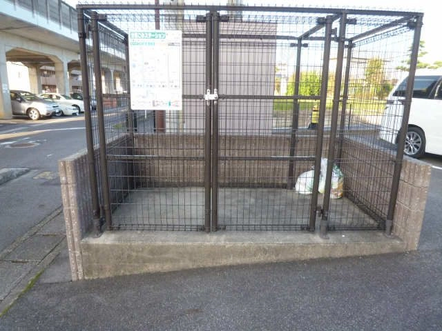 ゴミステーション