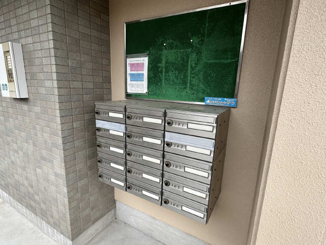 ポスト