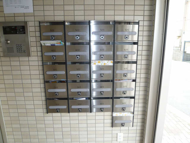 ポスト