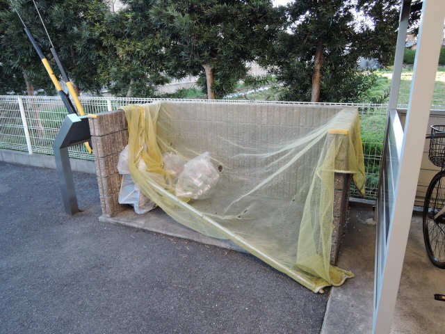 ゴミ捨て場