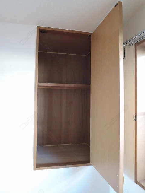 ２階北洋間：収納