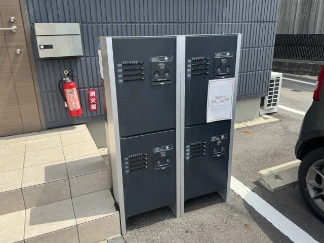 宅配ボックス
