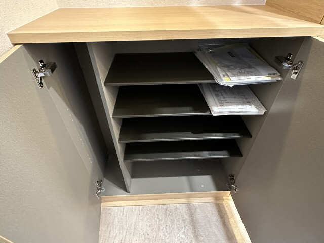 シューズBOX下段