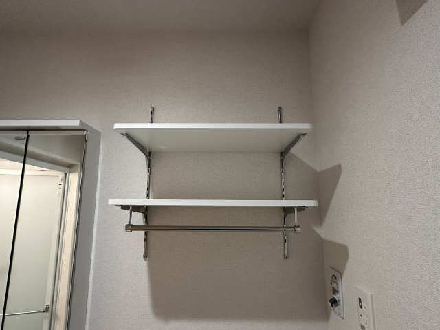 洗濯機置場上収納